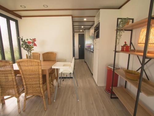 設施, Stay with Beach and Minigolf Views in 樸比爾