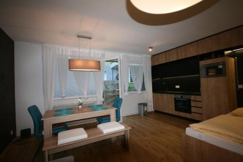 المرافق, شقق دوميتسيل (Appartements Domizil) in كابرون
