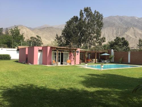 Casa de Campo en Cieneguilla con Piscina