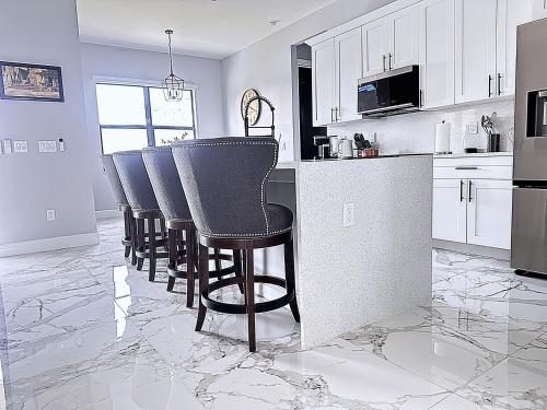 D'Marsha in 北邁爾斯堡