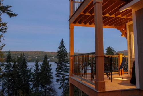 Létesítmények, Suite luxueuse face au Lac Pohenegamook in Pohenegamook (QC)