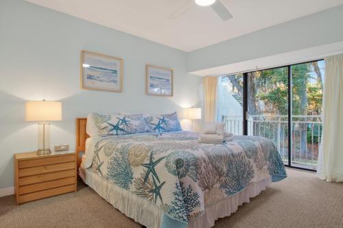 453 Plantation Club - Sleeps 8 in Sea Pines – khách sạn tại Bãi biển Đảo Hilton Head