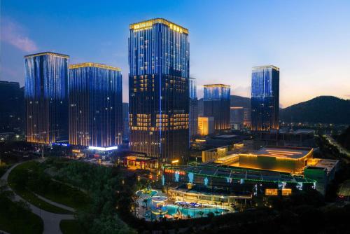 . Pingtan Guohui International Hotel