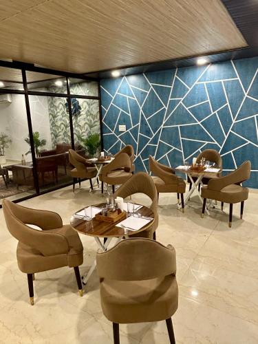 Hotel Raaso Inn - Wadgaon