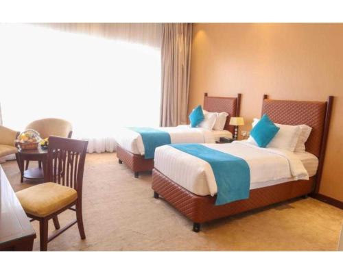 Palette Luxury Marina View Formerly Happy Days Hotel Room Type - Deluxe Room Twin Bed