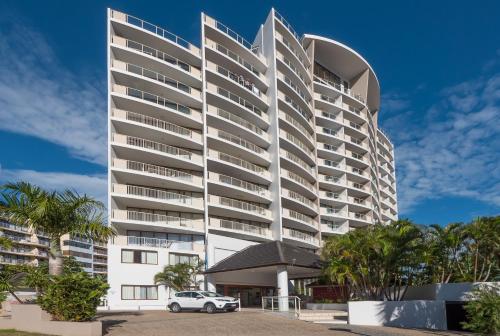 Broadbeach Savannah Resort