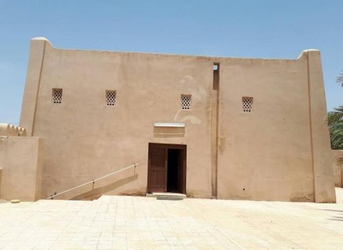 سمارا أدم SAMARA Adam (سمارا أدم SAMARA Adam) in Manah