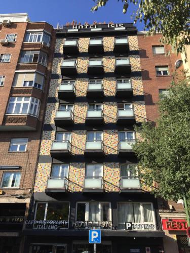 مدخل, Hotel Madrid Rio in يوزسيرا