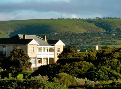 YHA Port Elliot Beach House