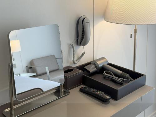 room detail thumbnail 1