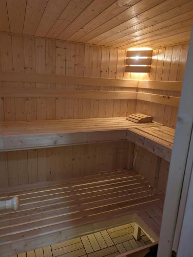 Sauna, Sowi Kąt - Domki z Baliami oraz Tradycyjne (Sowi Kat - Domki z Baliami oraz Tradycyjne) in Lubiatowo