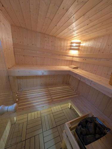 Sauna, Sowi Kąt - Domki z Baliami oraz Tradycyjne (Sowi Kat - Domki z Baliami oraz Tradycyjne) in Lubiatowo