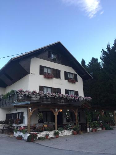 Guest House Kmečki Hram - image 14