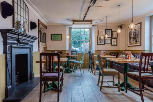 The Bear Esher - image 5