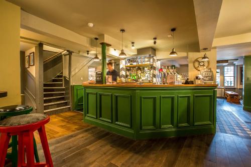 The Bear Esher - image 9