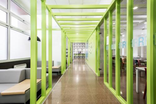 大堂, 布拉斯·德·泰特羅大學公寓 (Residencia Universitaria Blas De Otero) in 伊拜恩多