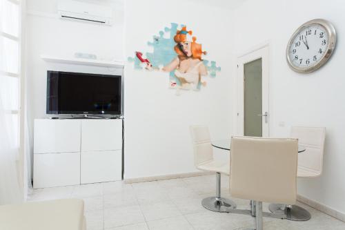 Le Blanc Apart - image 2