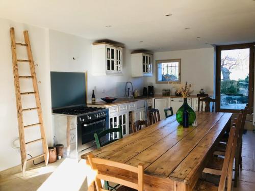 Large capacity cottage - gîte Le Pré Monon (Large capacity cottage - gite Le Pre Monon) in Dompjēra Lesorma