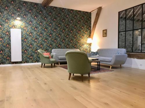 Large capacity cottage - gîte Le Pré Monon (Large capacity cottage - gite Le Pre Monon) in Dompjēra Lesorma