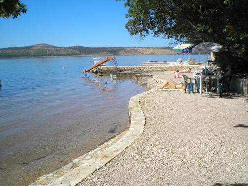  Pansion Adria Haus in Posedarje