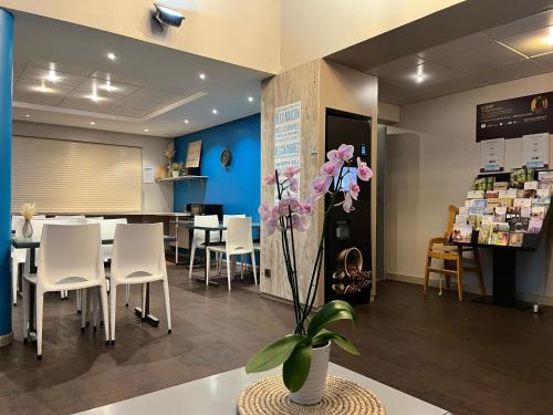 Фойє, The Originals Access, Hôtel Mâcon Sud in Шентр
