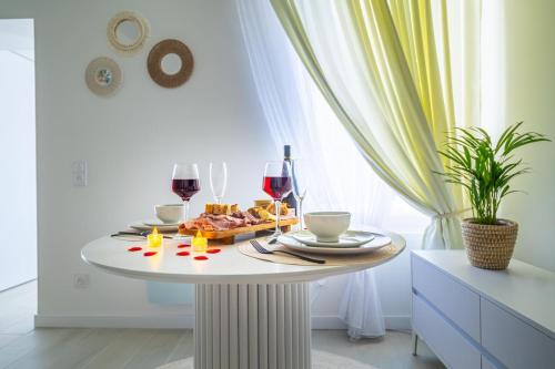 Jacuzzi Privatif, Lit Rond XXL, Sofa Tantra, Jardin