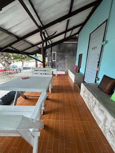 Facilities, Banpu Beach Bungalow Koh Samed, Ao Lung Dam in Ao Thian