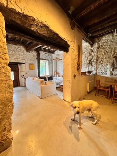 Casa de Piedra y Lombera in Limpias