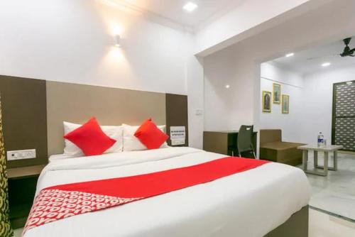 Avinya Hotels — other in bunglow no 114, avinya hotels sv patel nagar, Mhada, Andheri west, Mumbai India, 400053