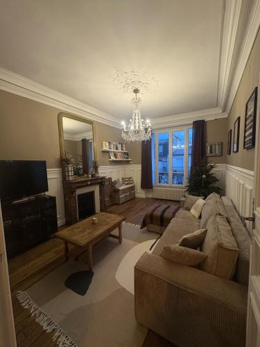 Authentic Parisian apartment 12th arrondissement