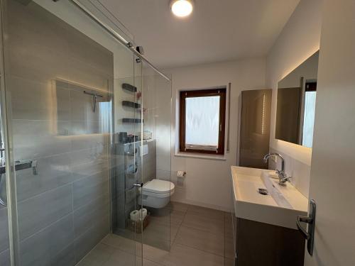 Bathroom, Raum 7 in Bad Schwalbach