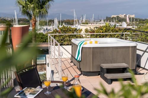 Facilities, Residence Pierre & Vacances Premium Port Prestige near Mister Pizza