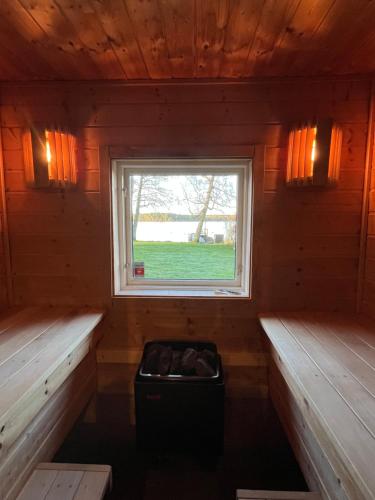 Sauna, Sjönära boende i Brommösund Torsö Mariestad (Sjonara boende i Brommosund Torso Mariestad) in Torso