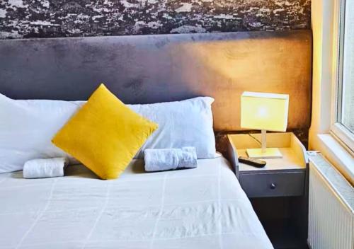 Pitchside Rooms Near Anfield - Liverpool