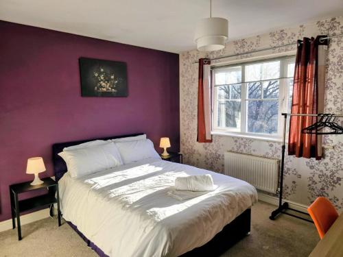 Spacious Home in Walsall with Parking & Garden gîte à louer Great Barr Hotel