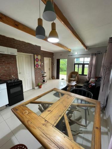 Pamadzi Farm House - image 5