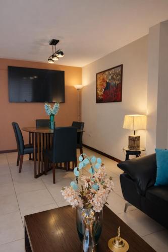 Létesítmények, Casa Amplia en Cuenca con Parking y WiFi para 8 Huespedes in Ricaurte