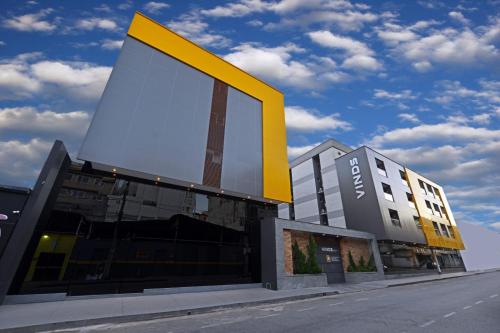 Exterior view of Vinds Economic Hotel