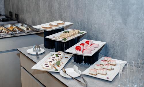 Restaurant, West Plaza Hotel in Uralsk