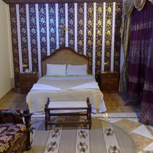 . Old Oasis Hotel for Safari Trips