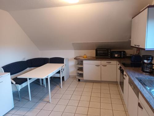 Erholsame Westerwälder Ferienwohnung in Weitefeld, Deutschland