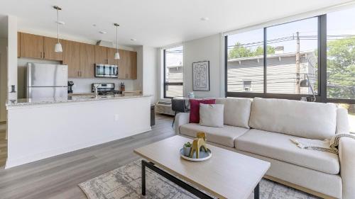 บริการและสิ่งอำนวยความสะดวก, Landing Incredible 2BD Rooftop Lounge in การ์เตอเรต (NJ)