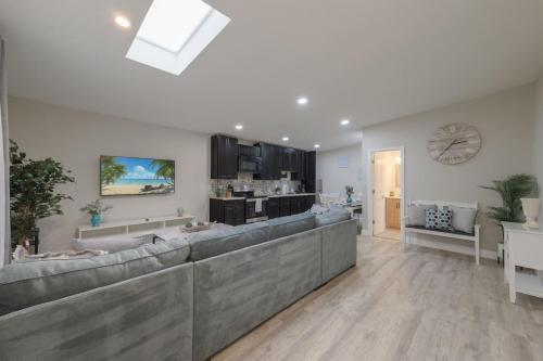 Cozy 2 bedroom home in Orlando – khách sạn tại Trung Tam Thanh Pho