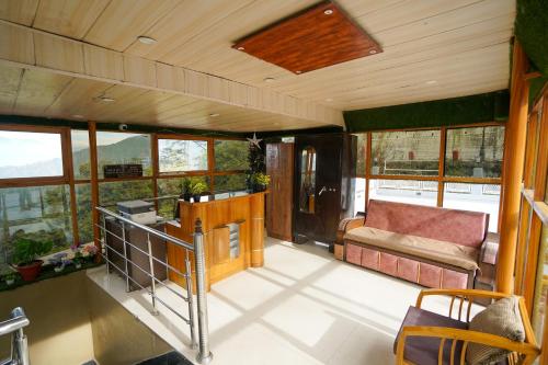 Hotel Sapphire | A unit of Anand Hospitality photo 3