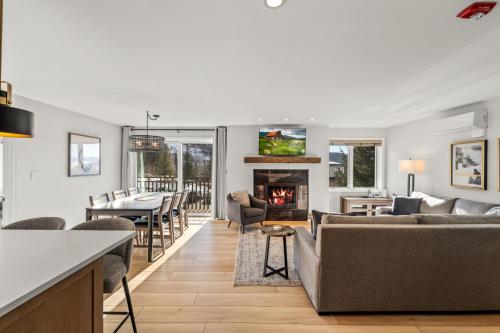 Bear Claw 207 - image 10
