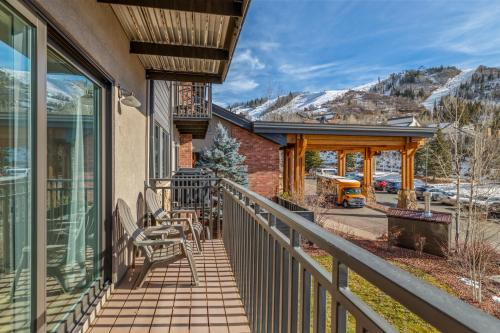 Bear Claw 207 - image 6