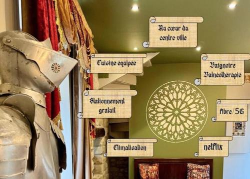 Logement à thème médiéval avec balneo gîte à louer Maillot