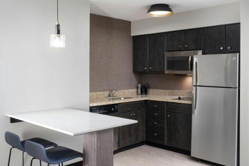 Residence Inn by Marriott Fort Collins - image 12