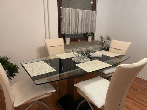 Stylish 4-5 room Flat above Esslingen Old Town in 埃斯林根市中心