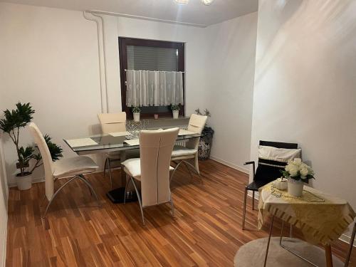 Stylish 4-5 room Flat above Esslingen Old Town in 埃斯林根市中心